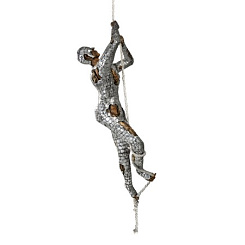 Статуя CLIMBING WOODEN & ALUMINUM