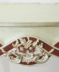 Консоль Итальянской фабрики Tiferno