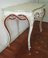 Консоль Итальянской фабрики Tiferno